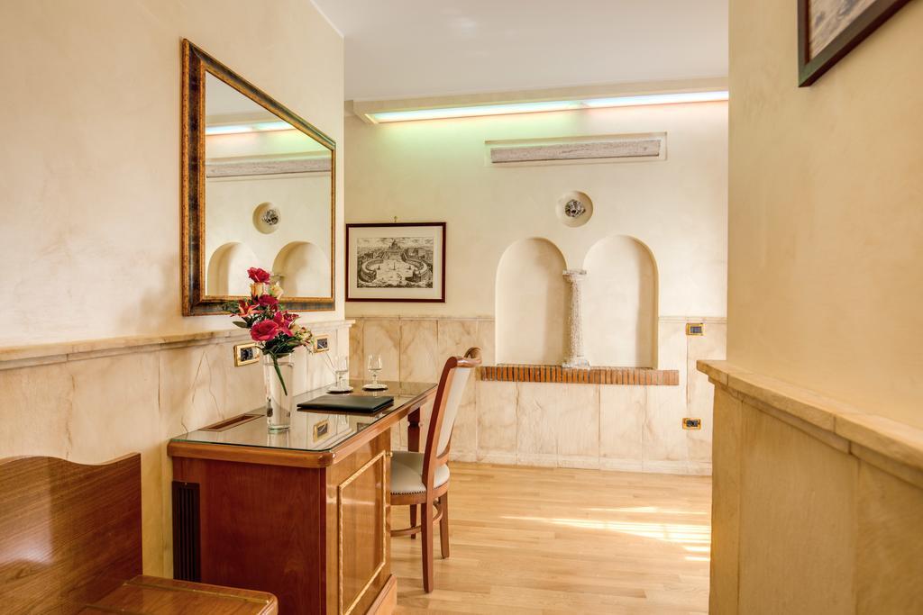 Pantheon Rooms Rome Room photo
